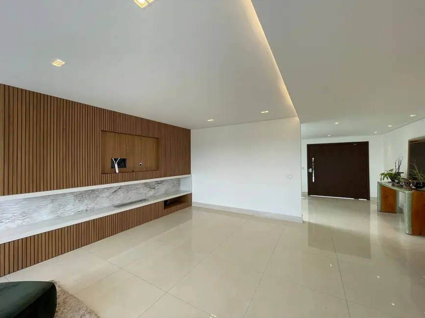 Foto 5 de Casa de Condomínio com 3 quartos à venda, 375m2 em Caputera, Aruja - SP