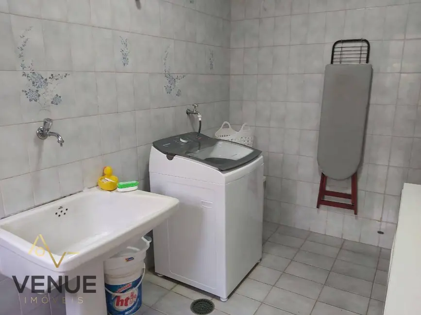 Foto 8 de Casa de Condomínio com 3 quartos à venda, 1000m2 em Caputera, Aruja - SP