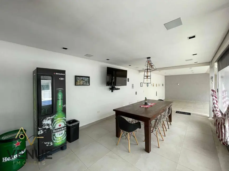 Foto 7 de Casa de Condomínio com 4 quartos à venda e para alugar, 1010m2 em Caputera, Aruja - SP