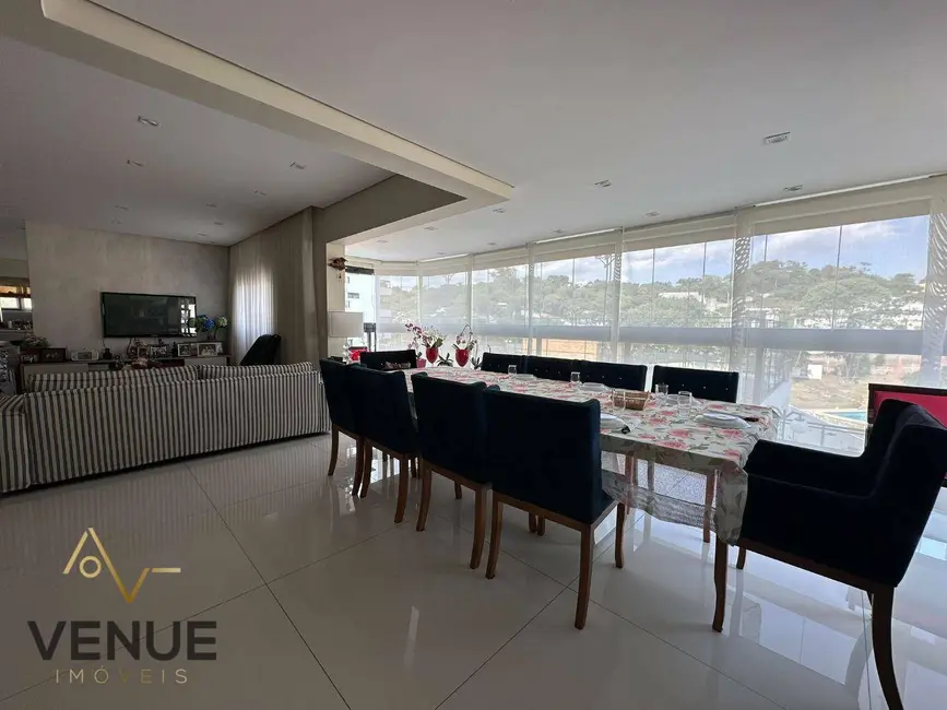 Foto 5 de Apartamento com 3 quartos à venda e para alugar, 193m2 em Aruja - SP