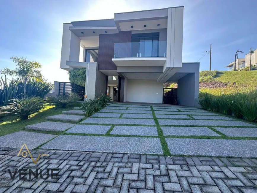 Foto 1 de Casa de Condomínio com 3 quartos à venda, 324m2 em Cézar de Souza, Mogi Das Cruzes - SP