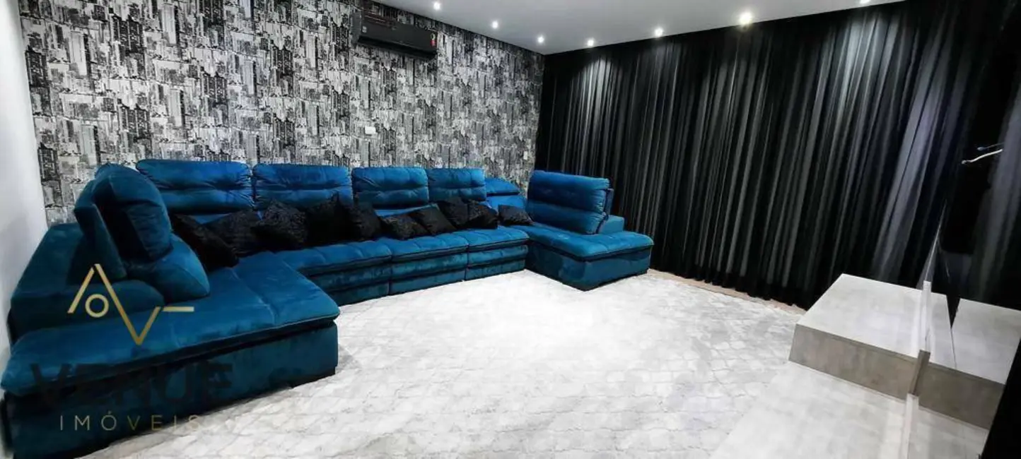 Foto 2 de Casa de Condomínio com 4 quartos à venda, 650m2 em Jardim Aracy, Mogi Das Cruzes - SP