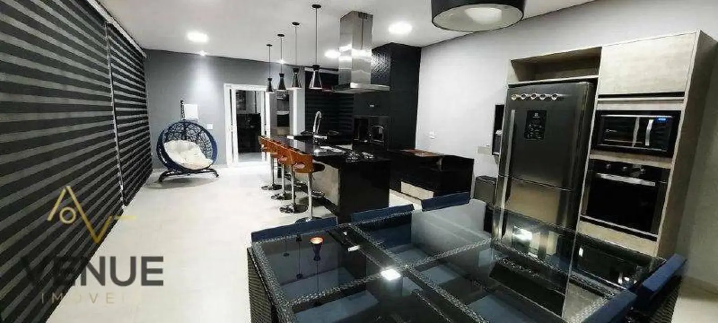 Foto 4 de Casa de Condomínio com 4 quartos à venda, 650m2 em Jardim Aracy, Mogi Das Cruzes - SP