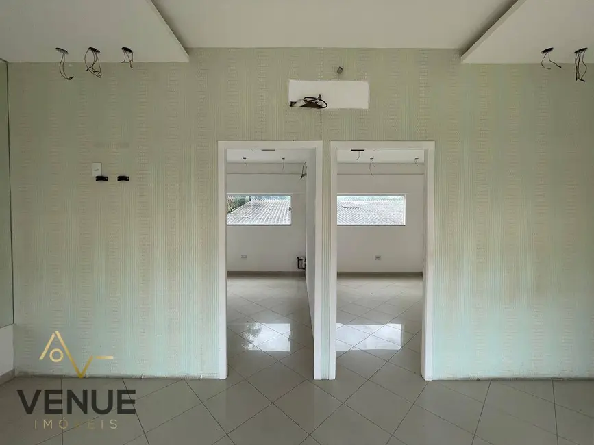 Foto 5 de Sala Comercial para alugar, 36m2 em Centro, Aruja - SP