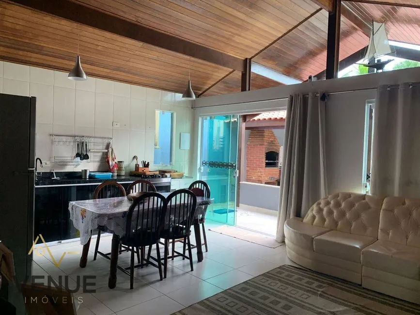 Foto 2 de Casa de Condomínio com 3 quartos à venda, 150m2 em Bertioga - SP