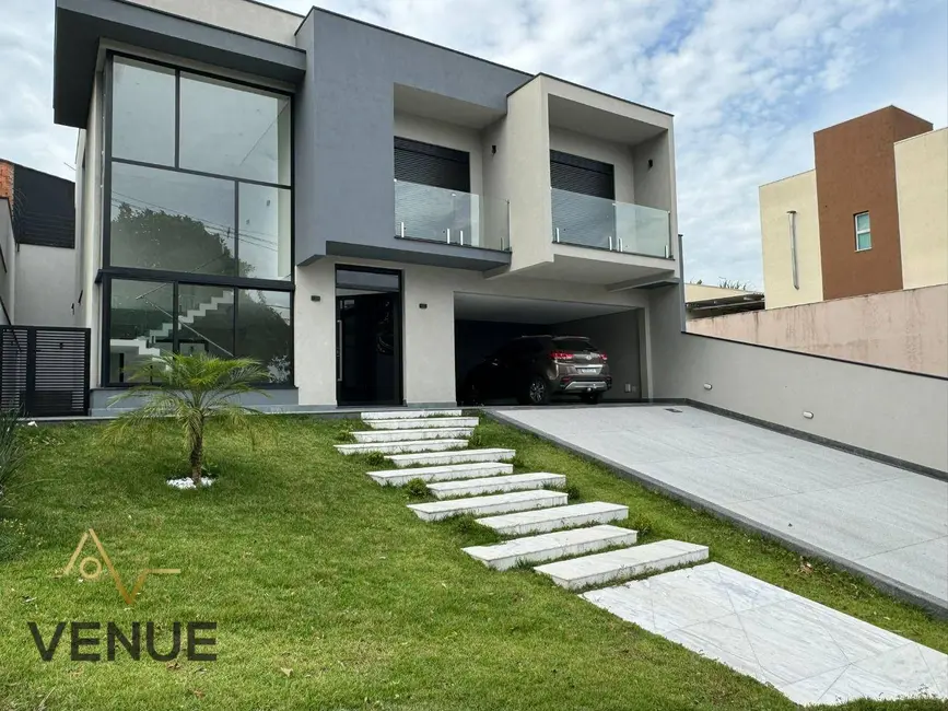 Foto 2 de Casa de Condomínio com 4 quartos à venda, 300m2 em Residencial Real Park, Aruja - SP