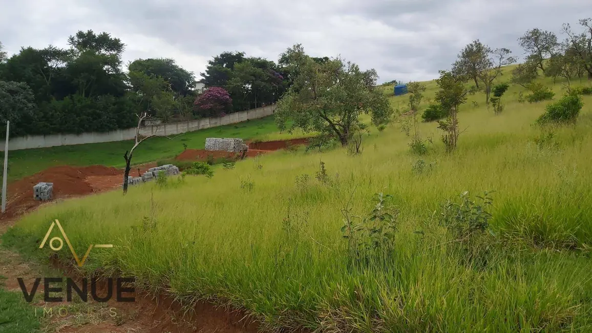 Foto 1 de Terreno / Lote à venda, 500m2 em Igarata - SP