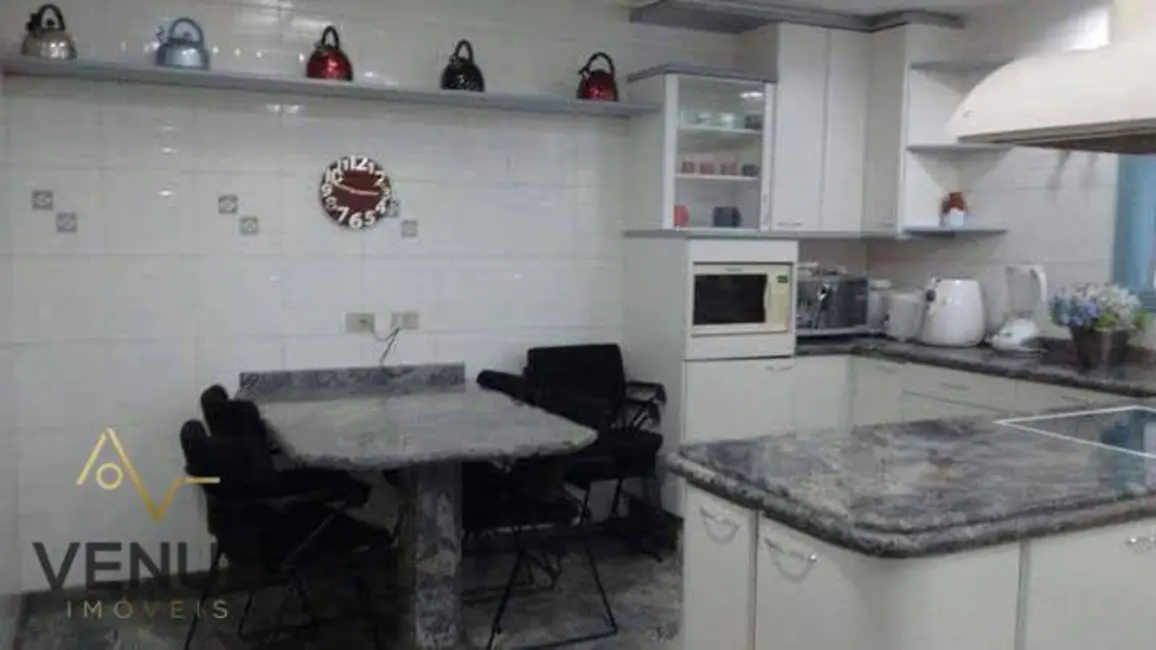 Foto 2 de Casa de Condomínio com 3 quartos para alugar, 600m2 em Perová, Aruja - SP