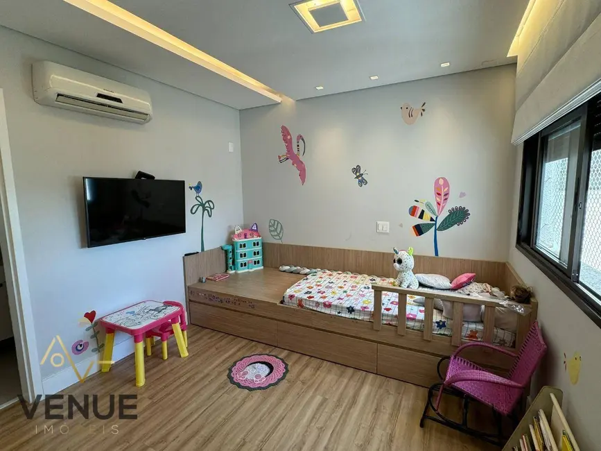 Foto 8 de Apartamento com 3 quartos para alugar, 193m2 em Aruja - SP