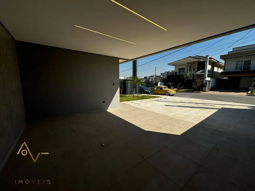 Foto 4 de Casa de Condomínio com 4 quartos à venda, 300m2 em Residencial Real Park, Aruja - SP