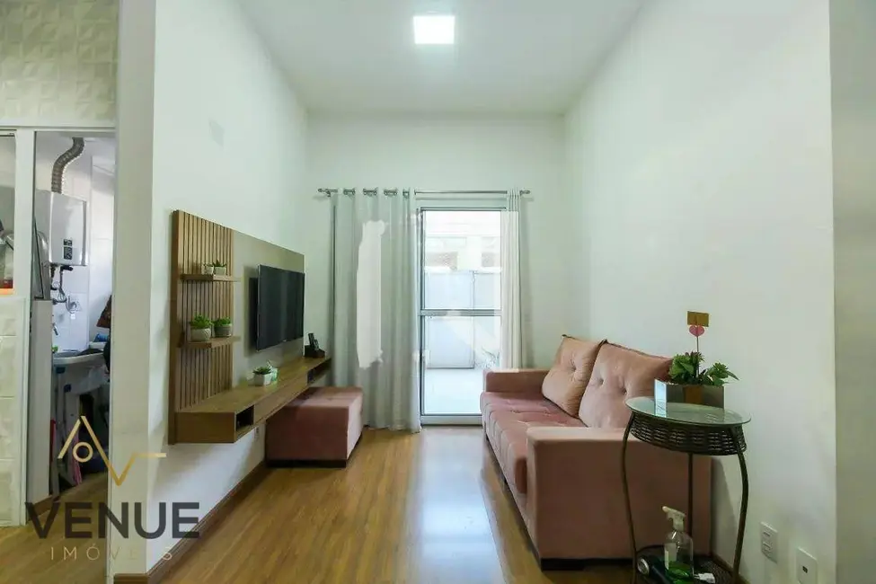 Foto 3 de Apartamento com 2 quartos à venda, 83m2 em Vila Santana, São Paulo - SP