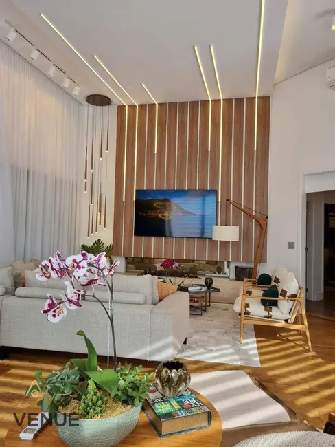 Foto 2 de Casa de Condomínio com 4 quartos à venda, 150m2 em Parque dos Lagos, Mogi Das Cruzes - SP