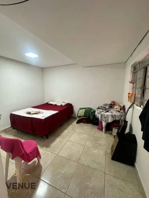 Sobrado com 3 quartos à venda, 159m2 em Conjunto Habitacional Águia de Haia, São Paulo - SP - imagem 5 Foto 5 de Sobrado com 3 quartos à venda, 159m2 em Conjunto Habitacional Águia de Haia, São Paulo - SP
