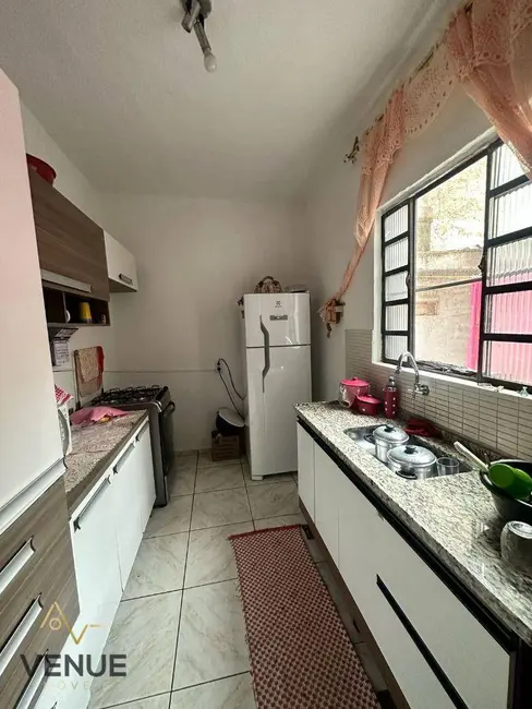 Sobrado com 3 quartos à venda, 159m2 em Conjunto Habitacional Águia de Haia, São Paulo - SP - imagem 9 Foto 9 de Sobrado com 3 quartos à venda, 159m2 em Conjunto Habitacional Águia de Haia, São Paulo - SP
