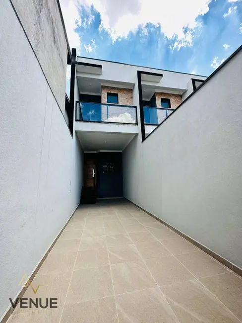 Foto 2 de Sobrado com 3 quartos à venda, 70m2 em Cidade Líder, São Paulo - SP