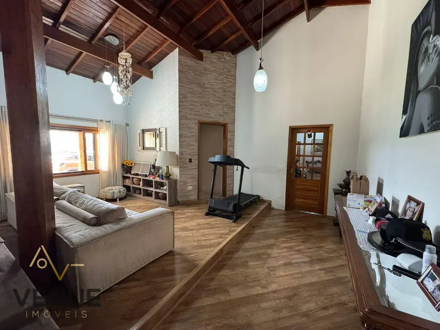 Foto 7 de Chácara com 3 quartos à venda, 1400m2 em Centro, Aruja - SP