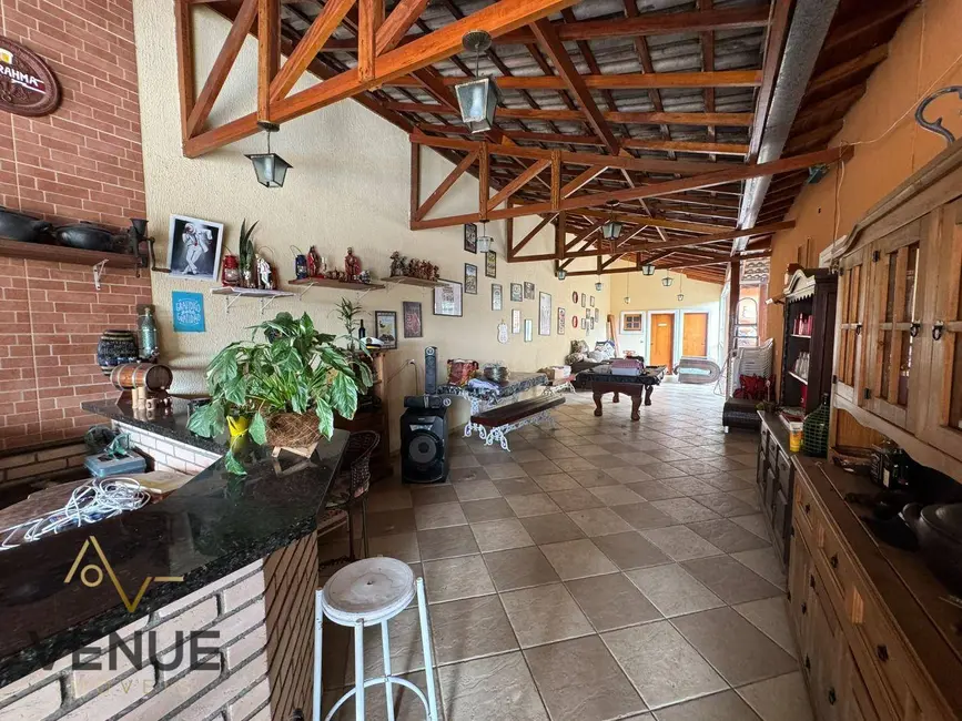 Foto 4 de Chácara com 3 quartos à venda, 1400m2 em Centro, Aruja - SP