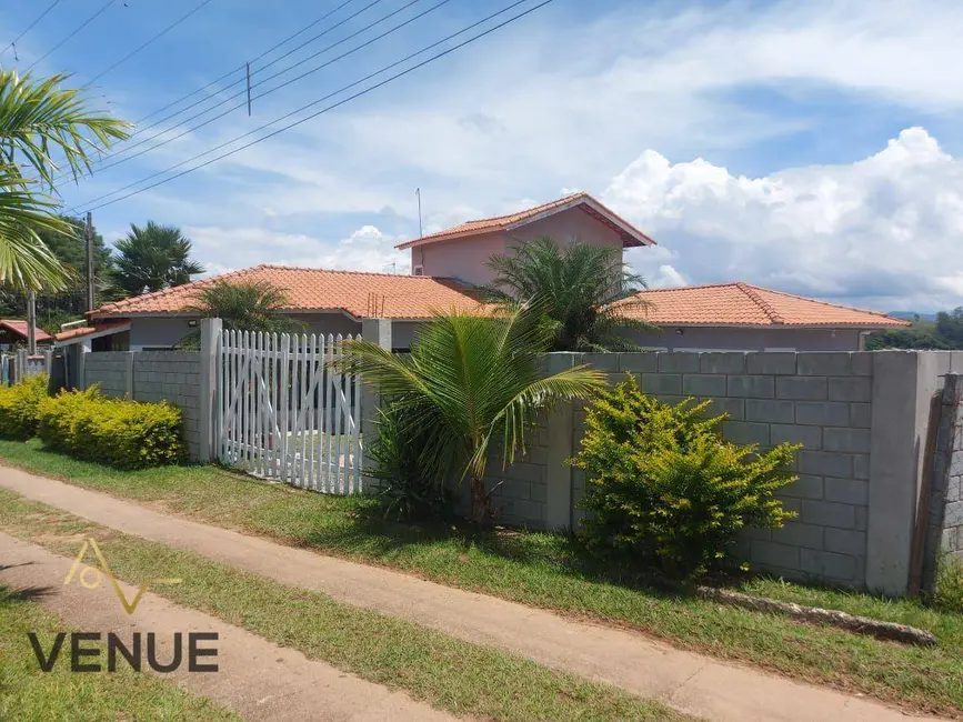 Chácara com 7 quartos à venda, 1195m2 em Igarata - SP - imagem 8 Foto 8 de Chácara com 7 quartos à venda, 1195m2 em Igarata - SP