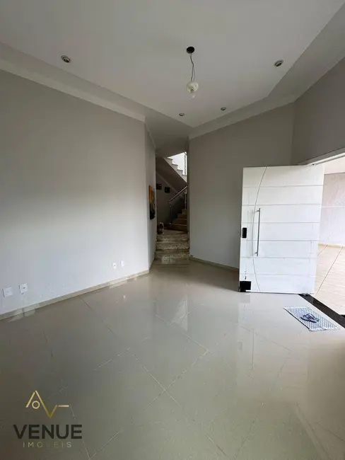 Foto 9 de Casa de Condomínio com 3 quartos à venda, 211m2 em Aruja - SP