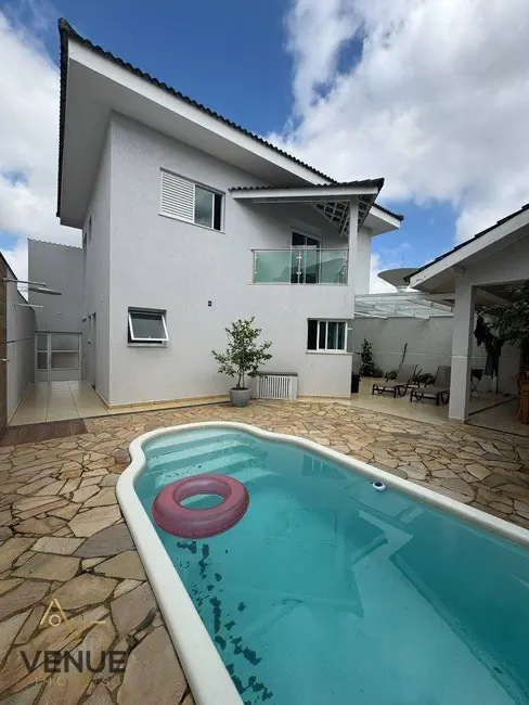 Foto 3 de Casa de Condomínio com 3 quartos à venda, 211m2 em Aruja - SP