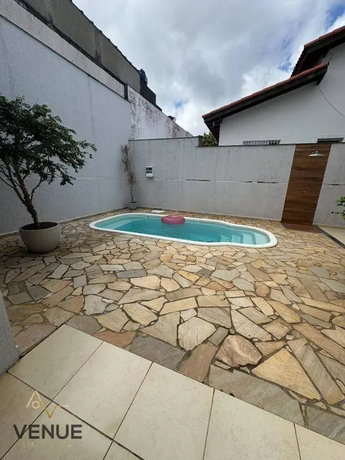 Foto 5 de Casa de Condomínio com 3 quartos à venda, 211m2 em Aruja - SP