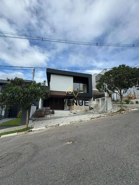 Foto 8 de Casa de Condomínio com 3 quartos à venda, 270m2 em Cézar de Souza, Mogi Das Cruzes - SP