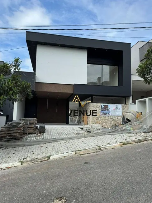 Foto 9 de Casa de Condomínio com 3 quartos à venda, 270m2 em Cézar de Souza, Mogi Das Cruzes - SP