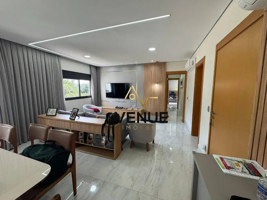 Foto 3 de Apartamento com 3 quartos à venda e para alugar, 193m2 em Aruja - SP