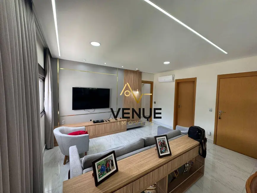 Foto 9 de Apartamento com 3 quartos à venda e para alugar, 193m2 em Aruja - SP