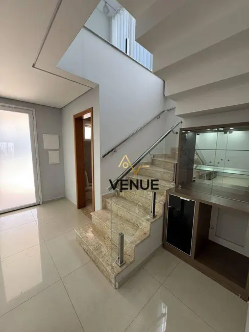 Foto 8 de Casa de Condomínio com 4 quartos à venda e para alugar, 240m2 em Residencial Real Park, Aruja - SP