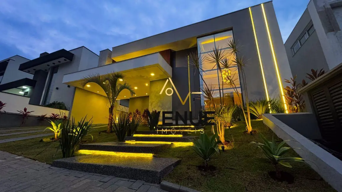 Foto 4 de Casa de Condomínio com 4 quartos à venda, 338m2 em Cézar de Souza, Mogi Das Cruzes - SP