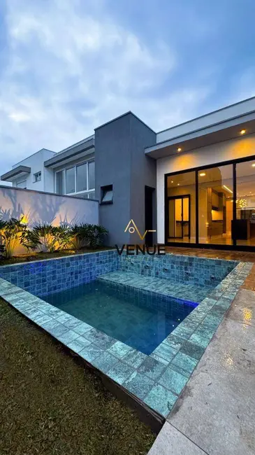 Foto 1 de Casa de Condomínio com 4 quartos à venda, 338m2 em Cézar de Souza, Mogi Das Cruzes - SP