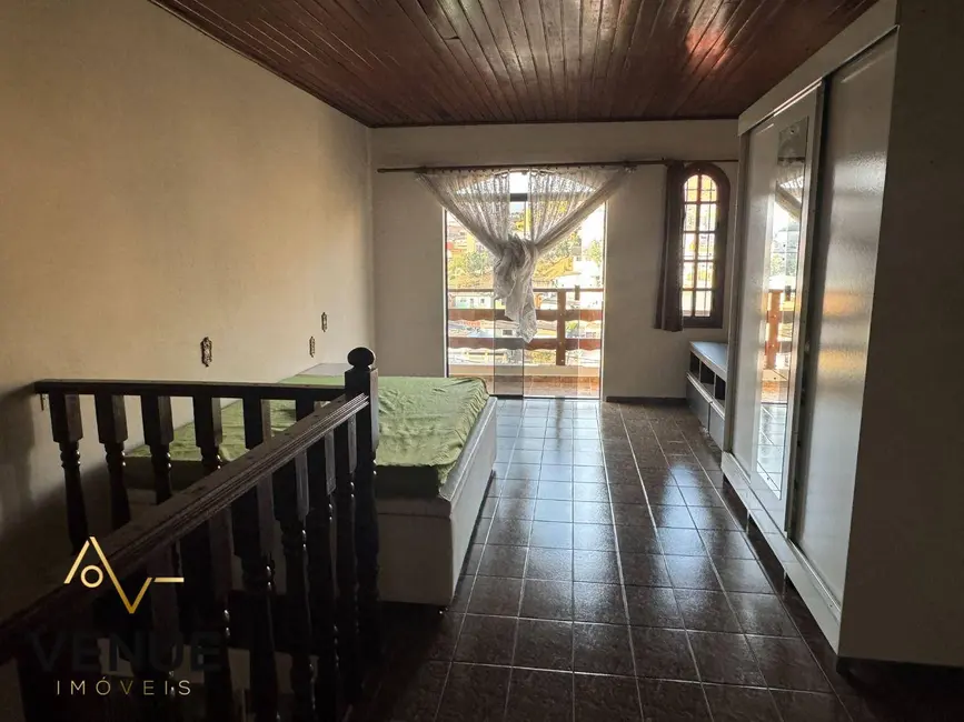 Foto 8 de Sobrado com 3 quartos à venda, 210m2 em Vila Correia, Maua - SP