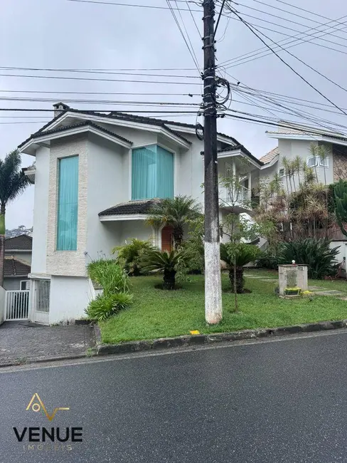 Foto 2 de Casa de Condomínio com 3 quartos à venda, 350m2 em Aruja - SP