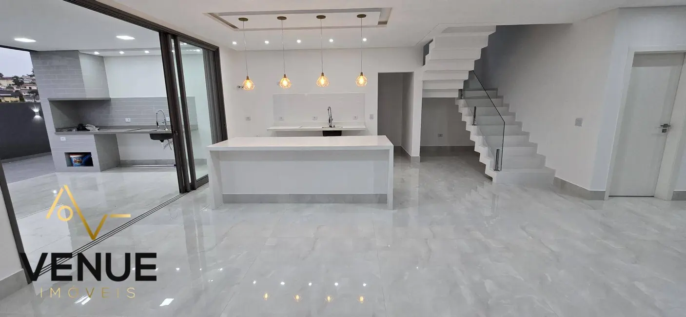 Foto 5 de Casa de Condomínio com 4 quartos à venda, 300m2 em Residencial Real Park, Aruja - SP