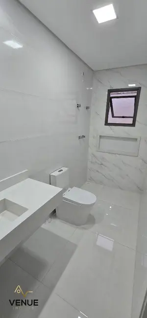 Foto 9 de Casa de Condomínio com 4 quartos à venda, 300m2 em Residencial Real Park, Aruja - SP