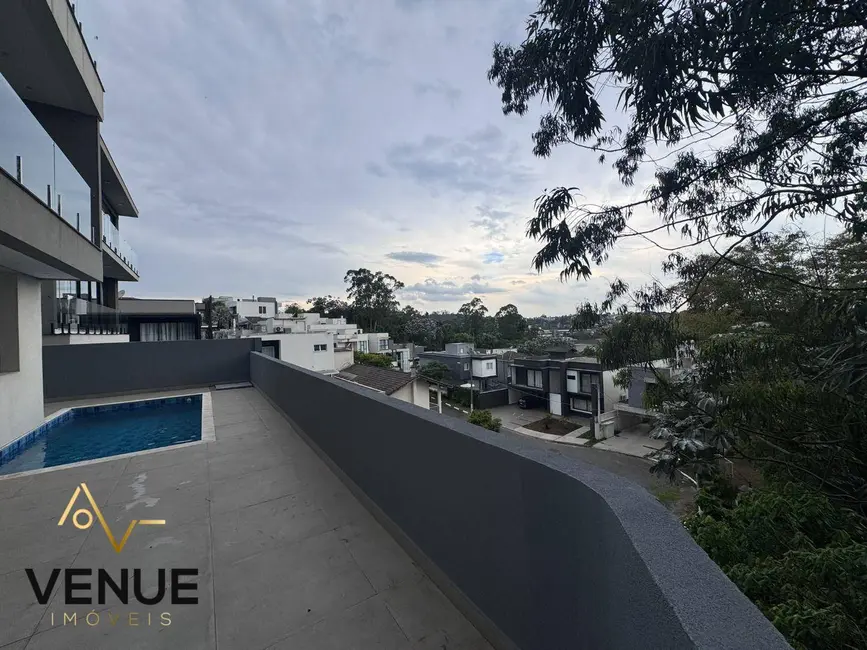 Foto 4 de Casa de Condomínio com 4 quartos à venda, 300m2 em Residencial Real Park, Aruja - SP