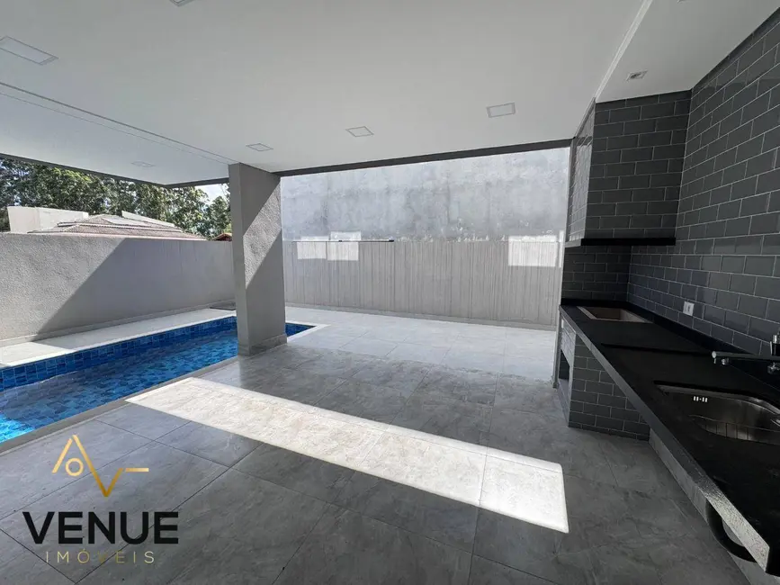 Foto 6 de Casa de Condomínio com 4 quartos à venda, 300m2 em Parque Maringá, Aruja - SP