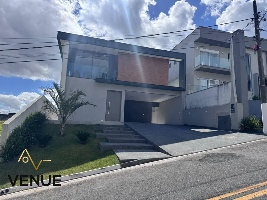 Foto 4 de Casa de Condomínio com 4 quartos à venda, 300m2 em Parque Maringá, Aruja - SP