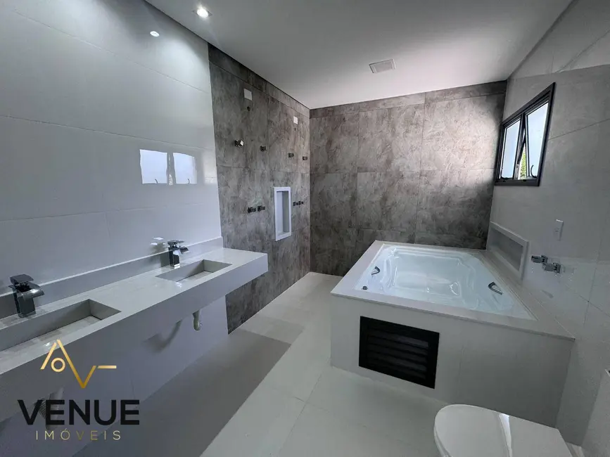 Foto 8 de Casa de Condomínio com 4 quartos à venda, 310m2 em Residencial Real Park, Aruja - SP