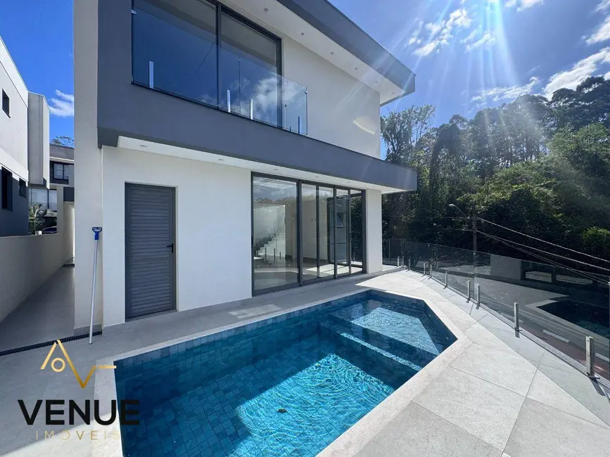 Foto 2 de Casa de Condomínio com 4 quartos à venda, 310m2 em Residencial Real Park, Aruja - SP