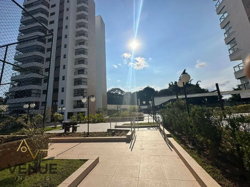 Foto 5 de Apartamento com 3 quartos à venda e para alugar, 193m2 em Aruja - SP