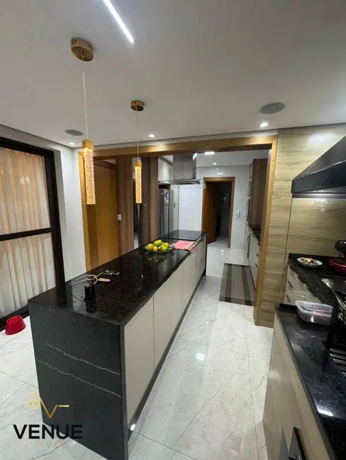 Foto 8 de Apartamento com 3 quartos à venda e para alugar, 193m2 em Aruja - SP