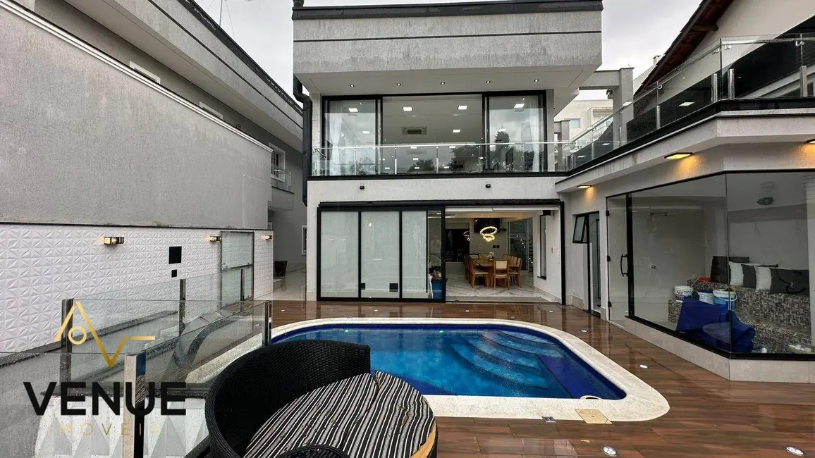 Foto 1 de Casa de Condomínio com 4 quartos à venda, 700m2 em Arujázinho IV, Aruja - SP