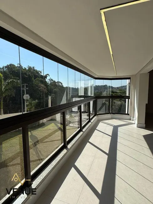 Apartamento com 3 quartos à venda e para alugar, 193m2 em Aruja - SP - imagem 7 Foto 7 de Apartamento com 3 quartos à venda e para alugar, 193m2 em Aruja - SP