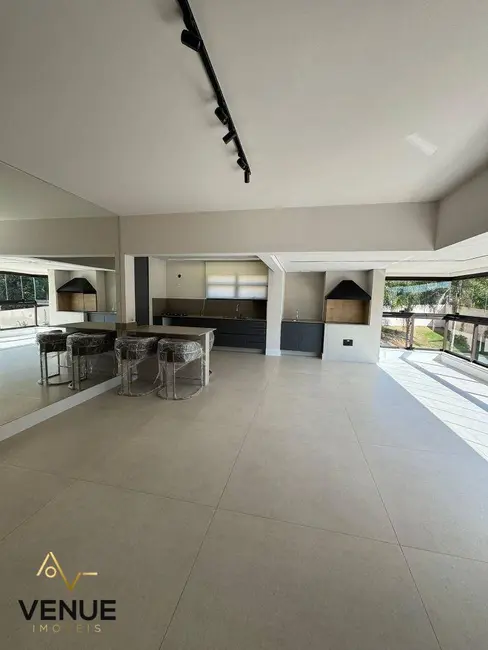 Apartamento com 3 quartos à venda e para alugar, 193m2 em Aruja - SP - imagem 5 Foto 5 de Apartamento com 3 quartos à venda e para alugar, 193m2 em Aruja - SP