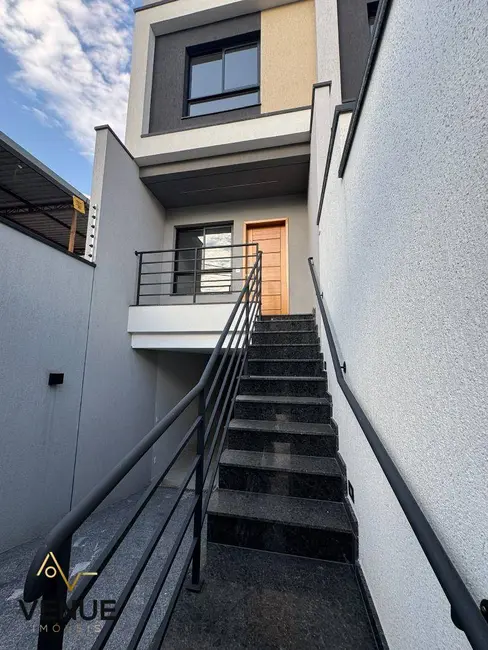 Sobrado com 3 quartos à venda, 134m2 em Vila Araguaia, São Paulo - SP - imagem 2 Foto 2 de Sobrado com 3 quartos à venda, 134m2 em Vila Araguaia, São Paulo - SP