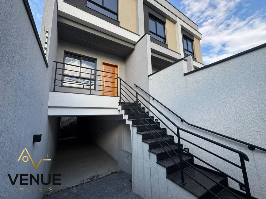 Sobrado com 3 quartos à venda, 134m2 em Vila Araguaia, São Paulo - SP - imagem 1 Foto 1 de Sobrado com 3 quartos à venda, 134m2 em Vila Araguaia, São Paulo - SP