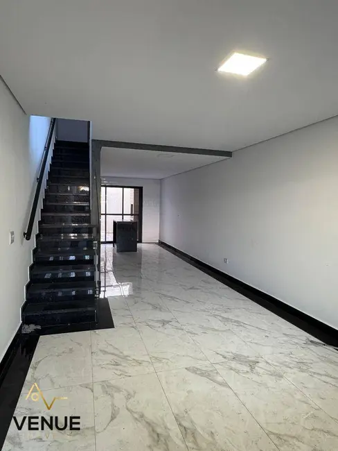Sobrado com 3 quartos à venda, 135m2 em Vila São Geraldo, São Paulo - SP - imagem 6 Foto 6 de Sobrado com 3 quartos à venda, 135m2 em Vila São Geraldo, São Paulo - SP