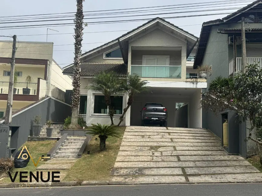 Foto 1 de Casa de Condomínio com 3 quartos à venda, 300m2 em Perová, Aruja - SP